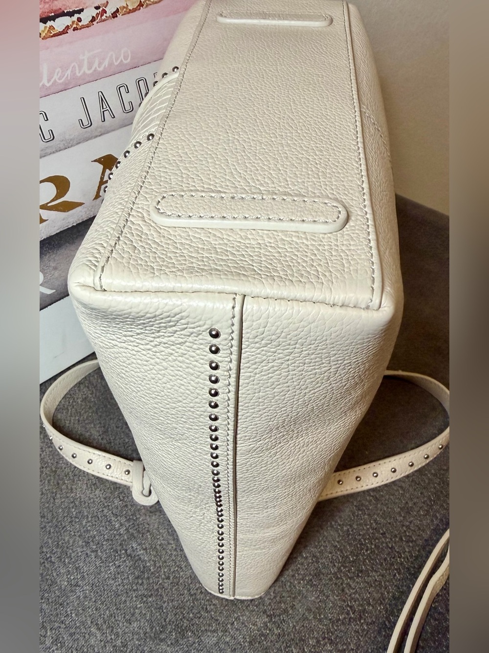 Brighton "Johnny Tall” Crème Leather & Croc embossed Convertible Crossbody Tote - Picture 9 of 12